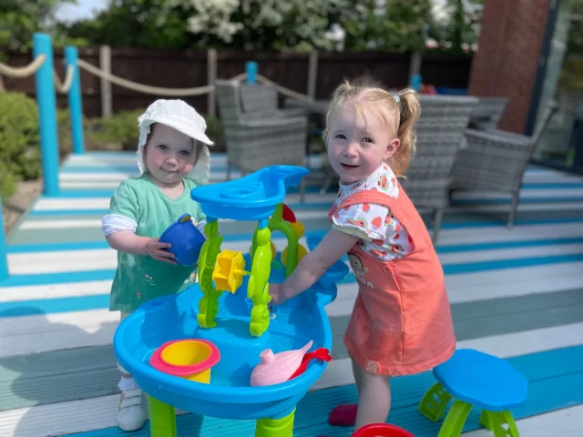 Welcome to the splash zone! 💦

Friends Sienna and Mila-Boo soaked up the good old Chorley sunshine at Playgroup earlier this week ☀️

They weren't the only ones soaking - there was more water on the floor (and us!) than in the play tray 🤣

Helping form friendships here at Derian House is one of our favourite things to do 💚