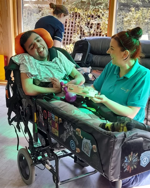 We play music loud so our neighbours can enjoy it, too! 😆

Uzair had a beaming smile on his face when our music teacher Rachel visited us recently for a sing-song 🎶

Happy Monday everyone - we hope your week is full of music and magical moments 💚